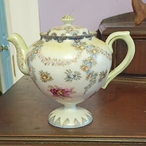 Vintage Floral Ceramic Teapot - Cream and Pastel Accents